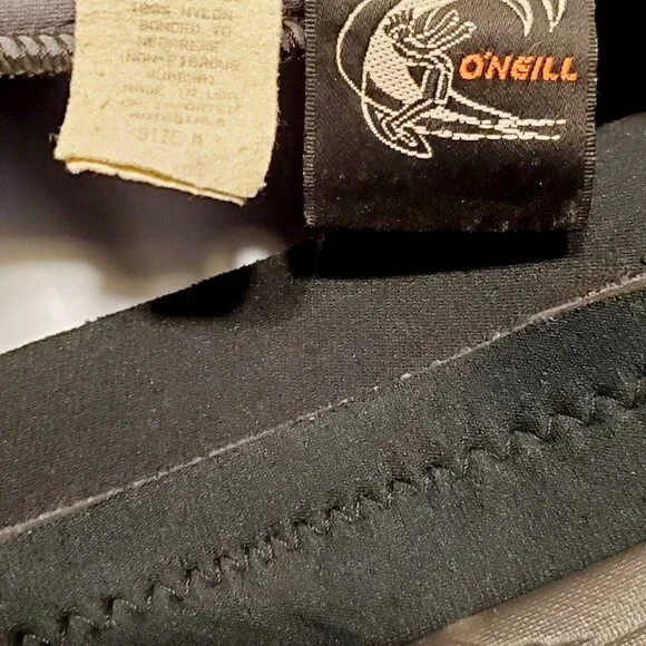 (SOLD  on EBay) O'neill Women's REACTOR 3/2mm- Back Zip, Full Wetsuit- Blk&Pink - Picture 4 of 17